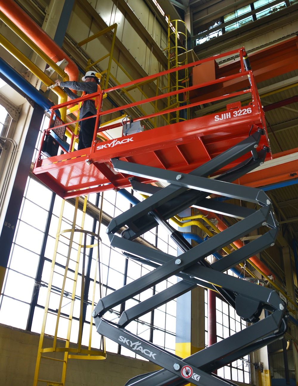 9.75m Scissor Lift Skyjack 3226 Narrow Scissor LIft Hire Warren Access